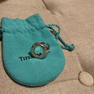 Tiffany & Co ring size 6
